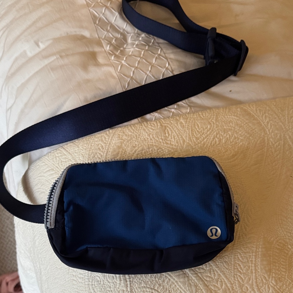 lululemon athletica Navy Waist/Crossbody Bag